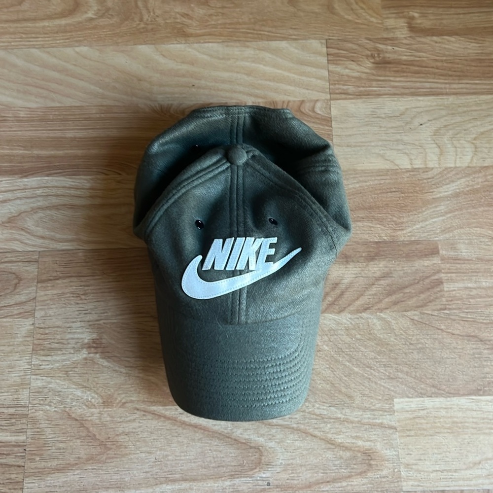 Green Nike Baseball Cap